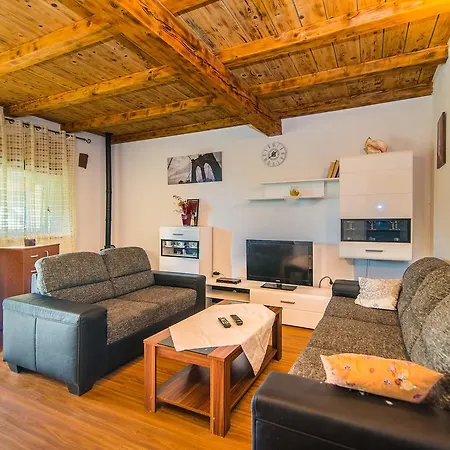 Bibi Apartman *
